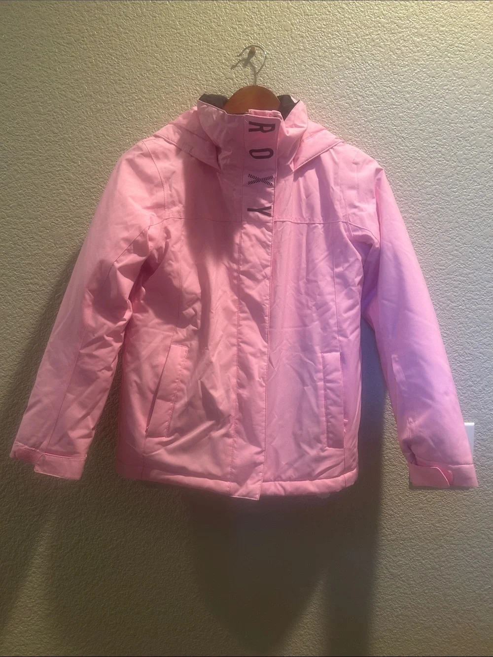Roxy Girls' Light Pink Hooded ski Jacket
